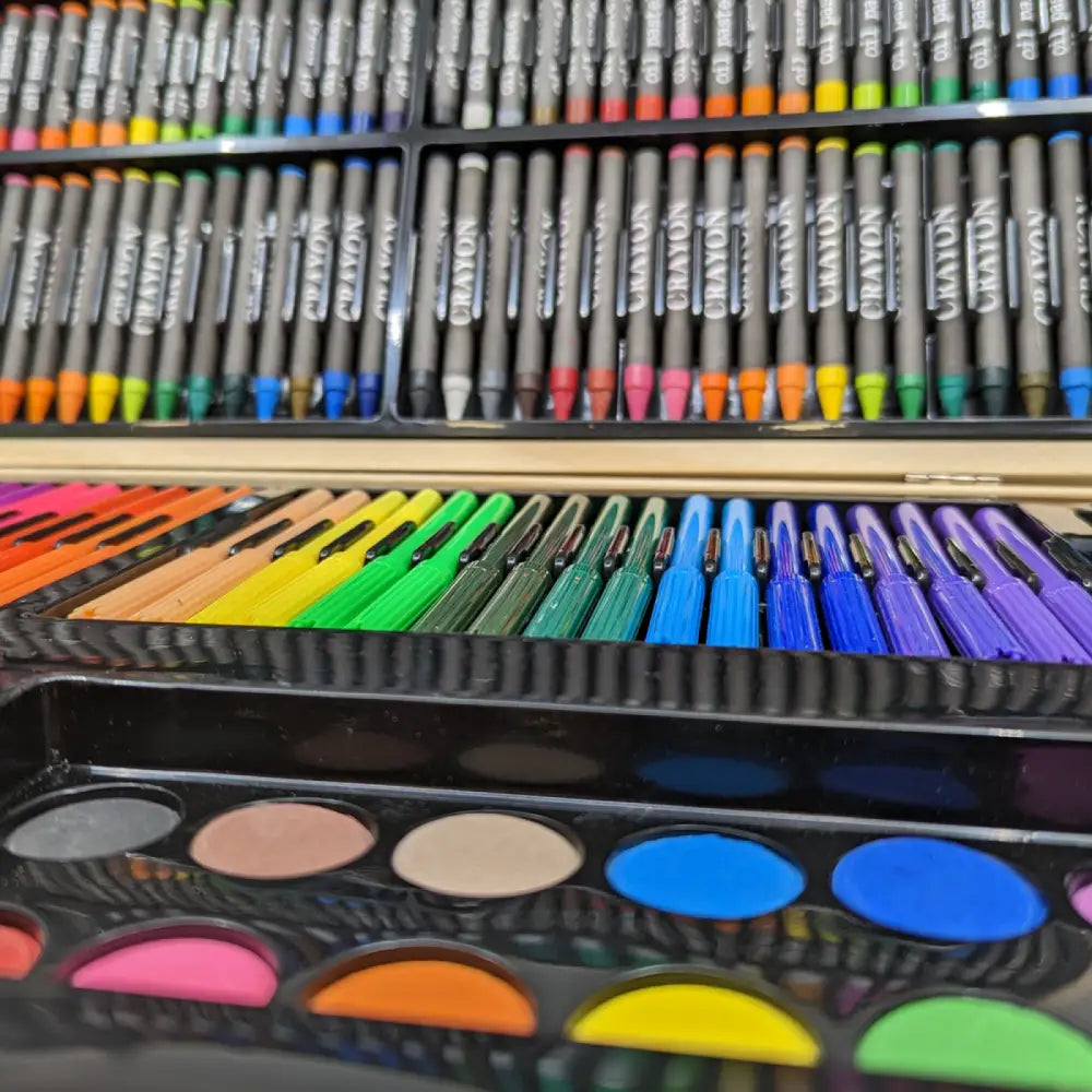 LIKOVNI SET ’WOOD’